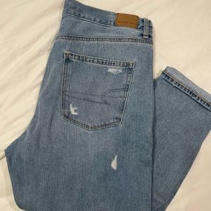 American Eagle Mom Jean
